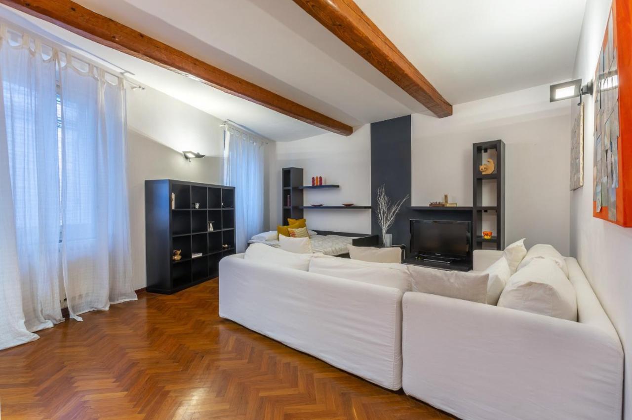 Central Ferrara Apartment Kültér fotó